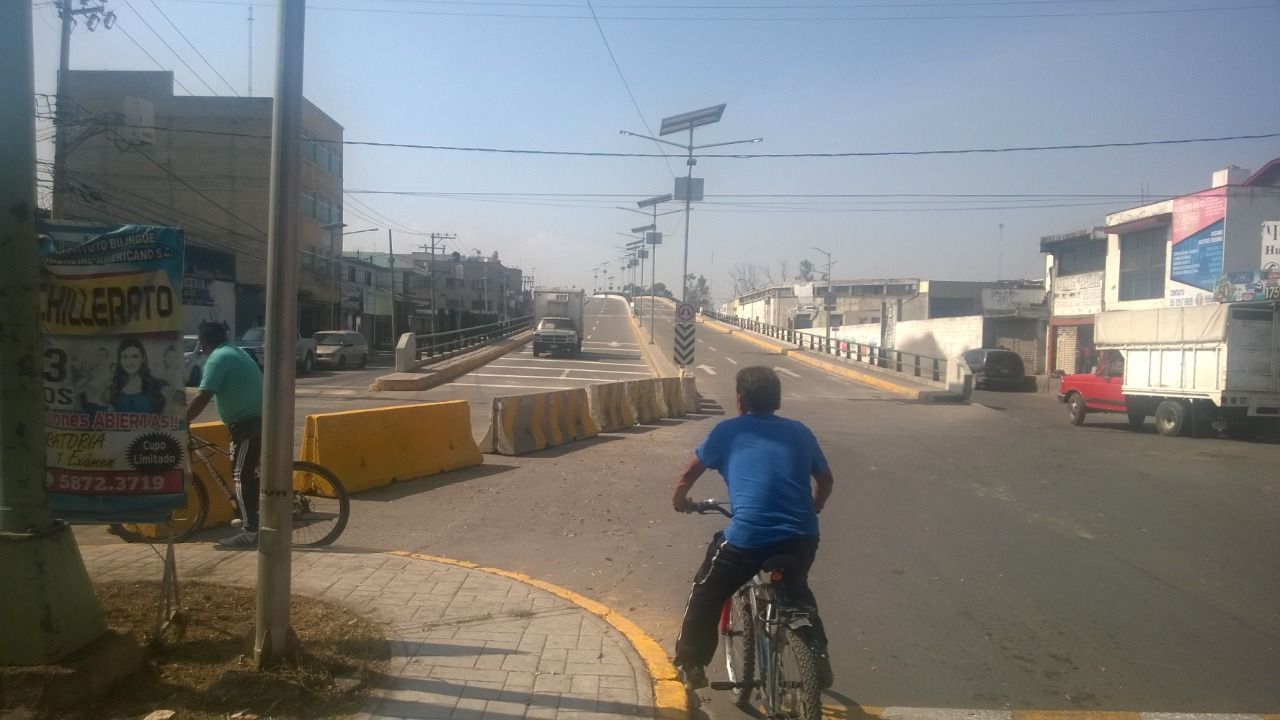 Puente vehicular inútil fue inaugurado y abandonado durante gobierno de Eruviel Ávila: Faustino de la Cruz

