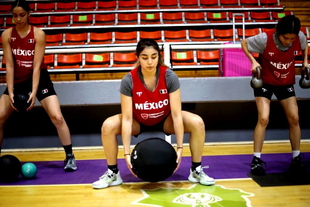 Comienza entrenamientos la preselección mexicana de básquetbol femenil