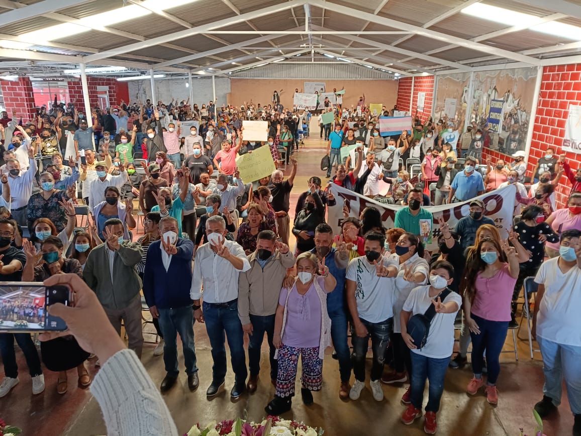 Fernando Vilchis en reunión con 400 personas en Texcoco