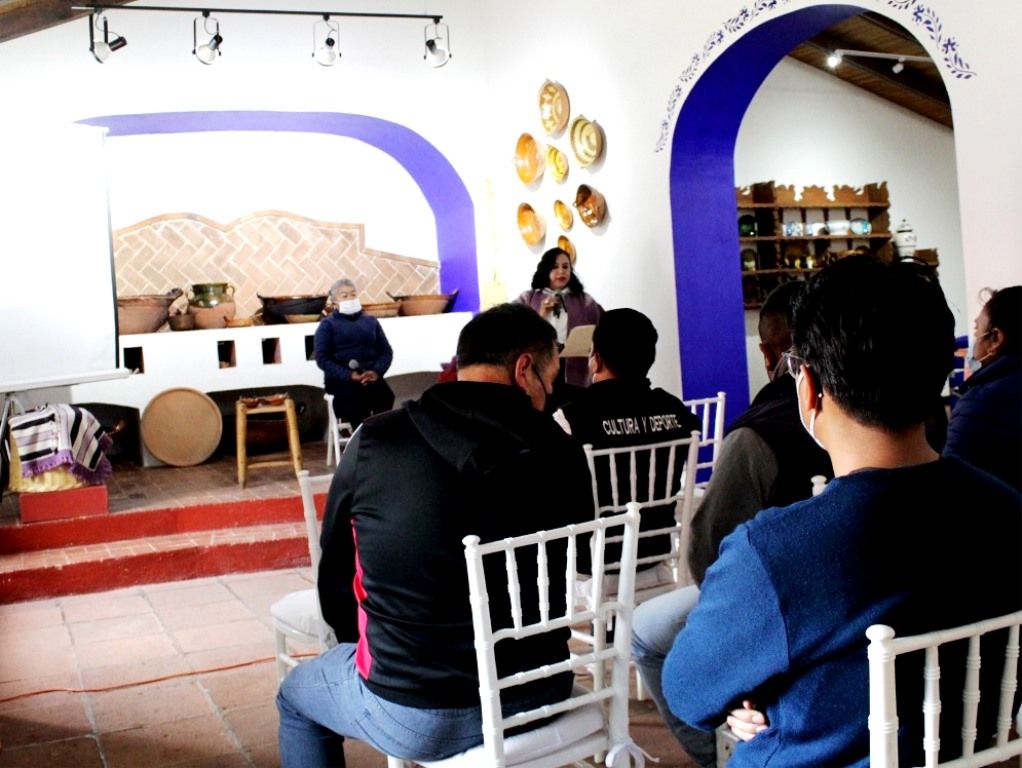 Reyna Rayón participa en conversatorio del Museo Hacienda La Pila