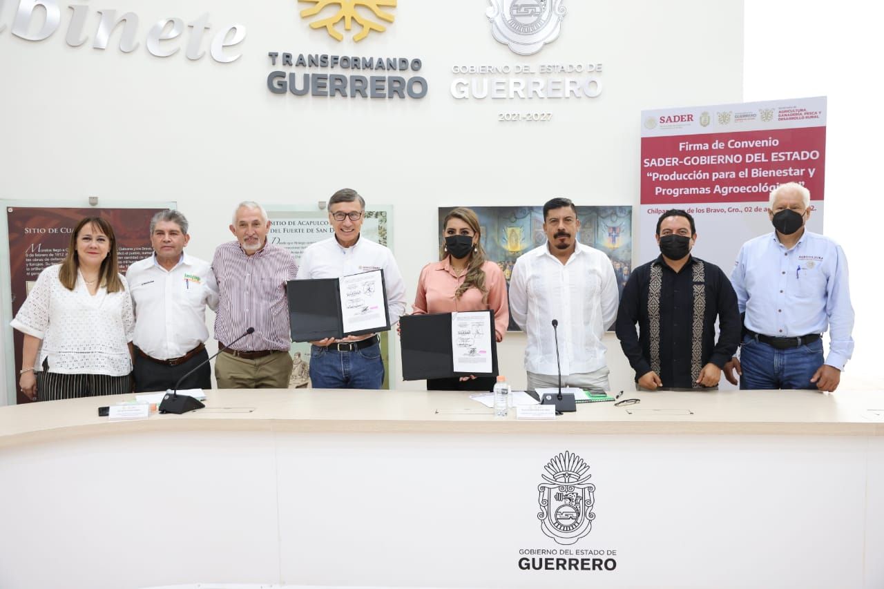 Firma Evelyn Salgado convenio con SADER para fortalecer la productividad agroecológica del campo en Guerrero 