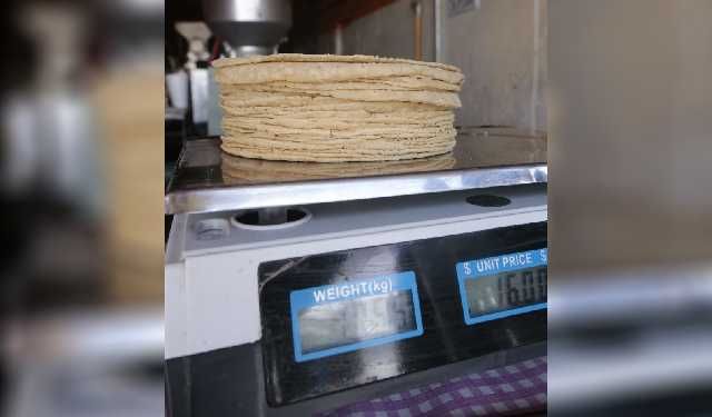 Golpe económico a la clase pobre Kilo de tortilla se venderá hasta en 23 pesos en Edoméx
