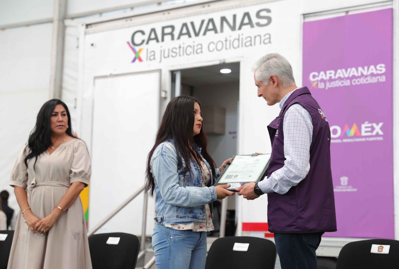 #BENEFICIAN CARAVANAS POR LA JUSTICIA COTIDIANA A MÁS DE 100 MIL FAMILIAS MEXIQUENSES CON SERVICIOS Y ASESORÍA EN DIVERSOS TRÁMITES: ALFREDO DEL MAZO