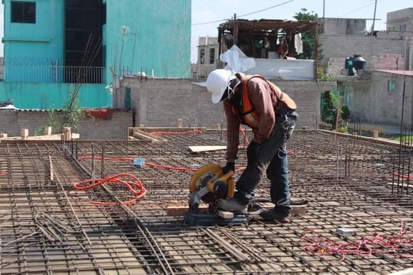 En Lomas de San Sebastián se realiza la construcción de dispensario médico