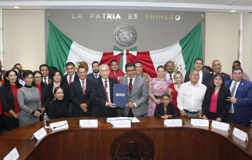 Gobierno de Hidalgo entrega 6to. Informe de resultados 