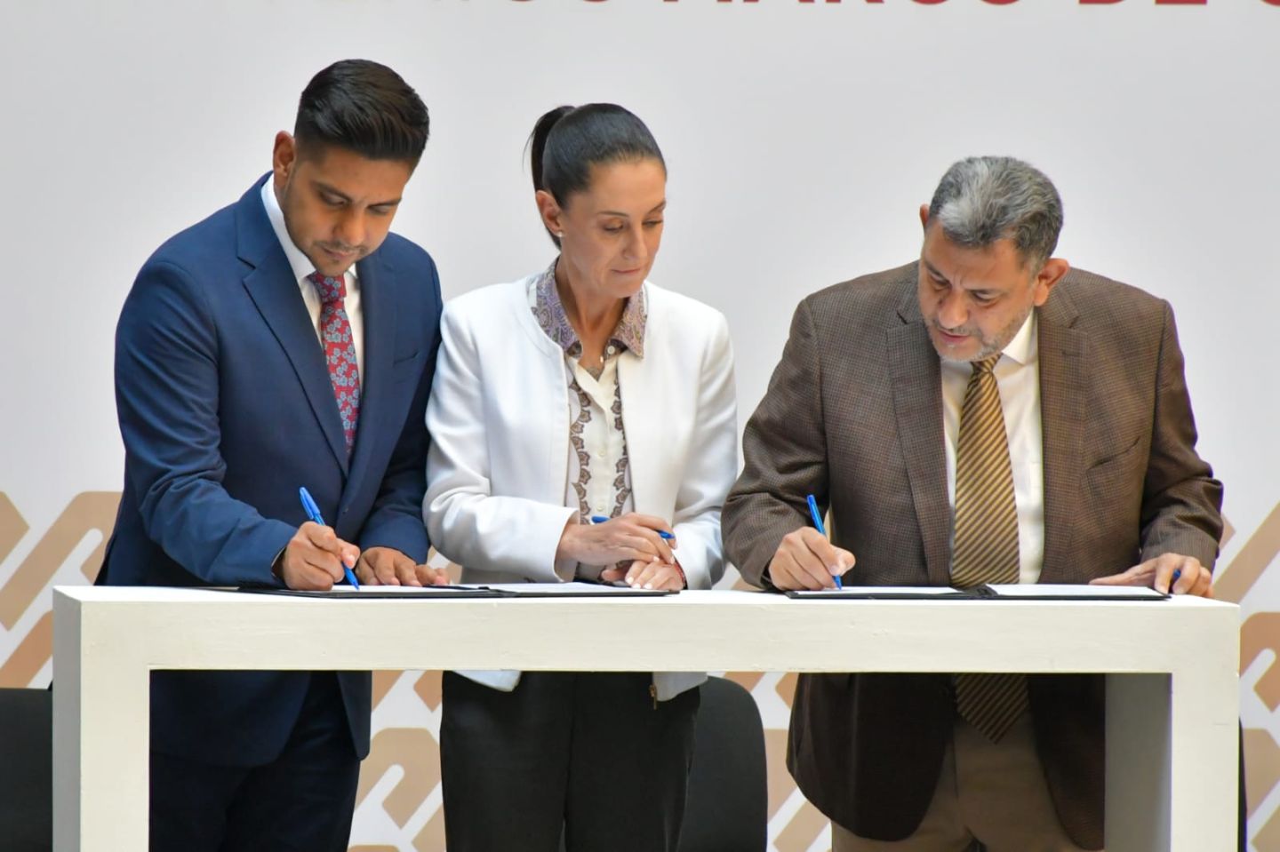  #Alcalde de Nezahualcóyotl y Claudia Sheinbaum firmaron Convenio Marco de Coordinación 