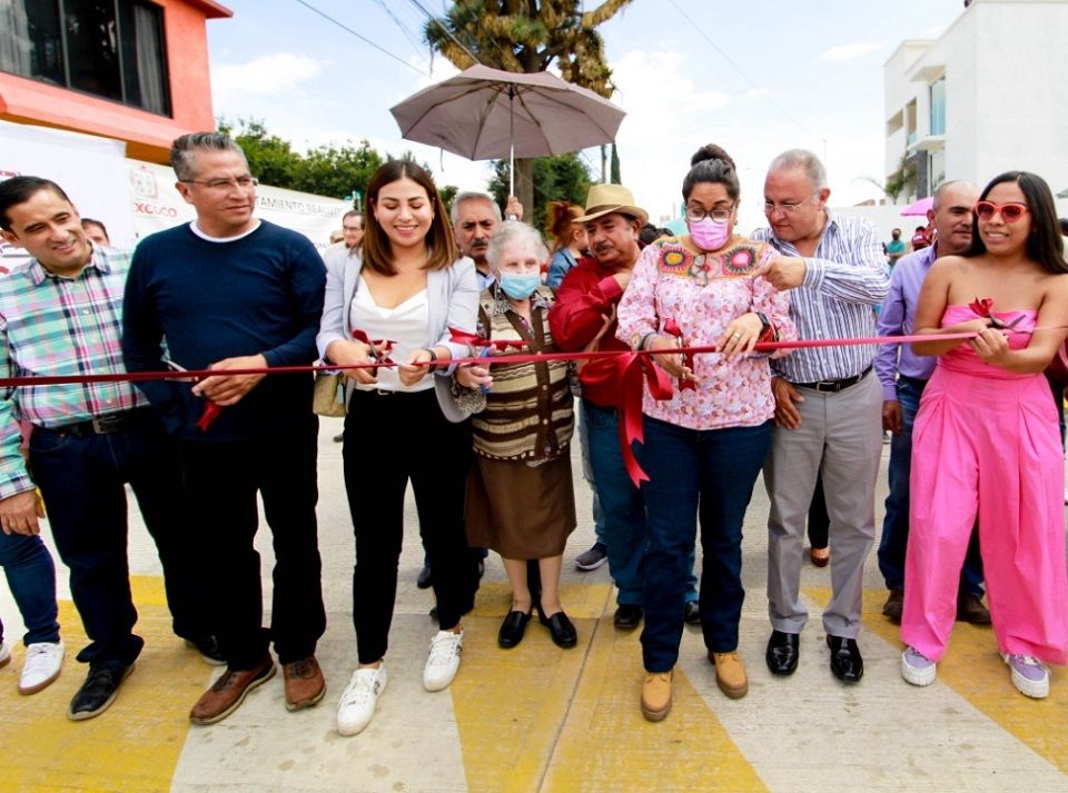 Otorga obras gobierno de Texcoco por casi siete millones en La Trinidad y San Diego