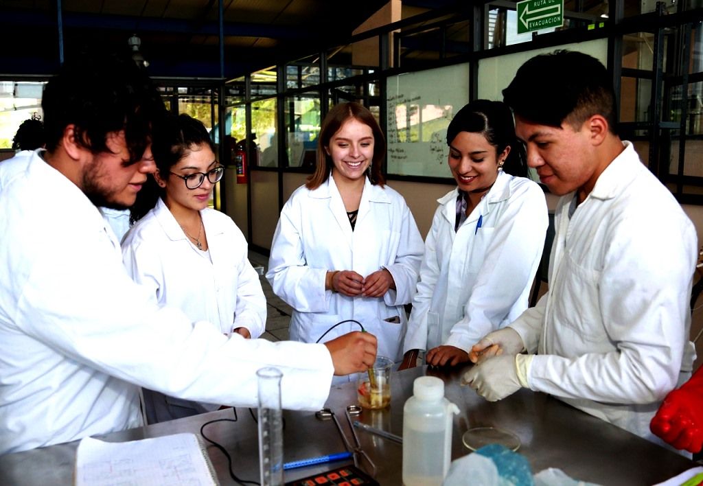 El GEM amplía estudios de educación superior con dos maestrías en la Universidad Tecnológica de Nezahualcoyotl 
