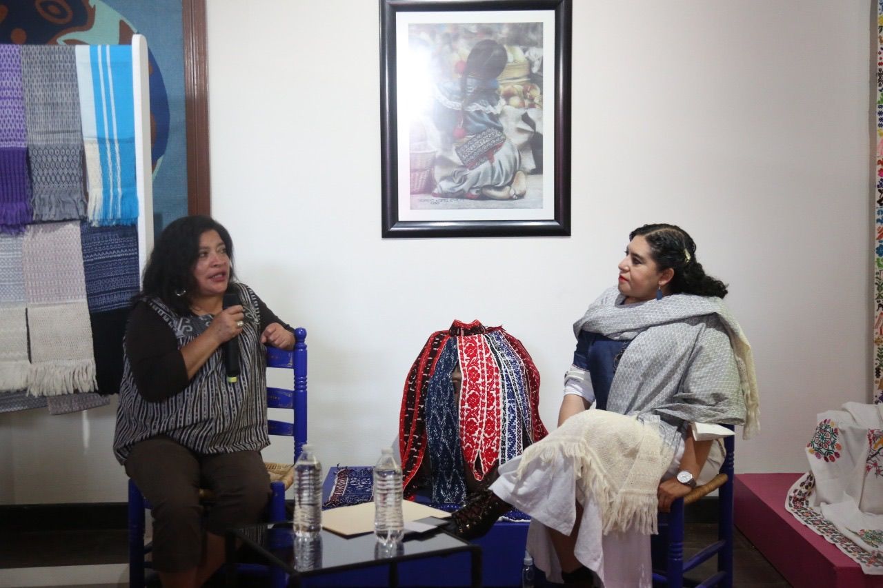 Ofrece conferencia sobre el rebozo, la artesana María de la Luz Herrera Morales en el museo Hacienda la Pila 