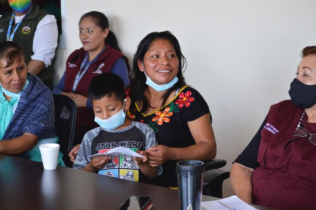 #En Chimalhuacán conmemoran
el Día Internacional: de las Mujeres Indígenas 