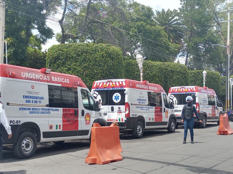 Texcoco Conmemoran el día de protección civil con entrega de tres ambulancias 