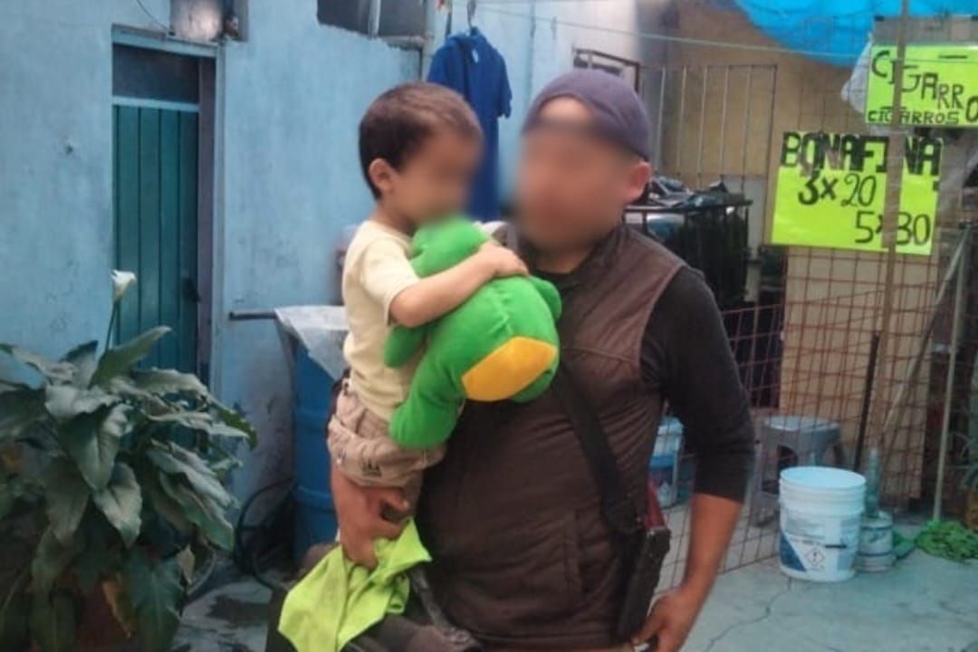 Célula de Atención a Víctimas de Ecatepec brinda auxilio
 a padre e hijo de 3 años que sufrían violencia intrafamiliar