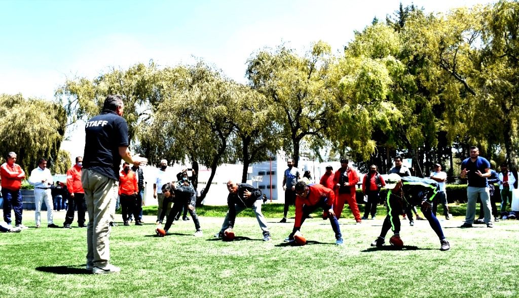 El Edoméx se suma al programa Tochito NFL-Activación Física Escolar 