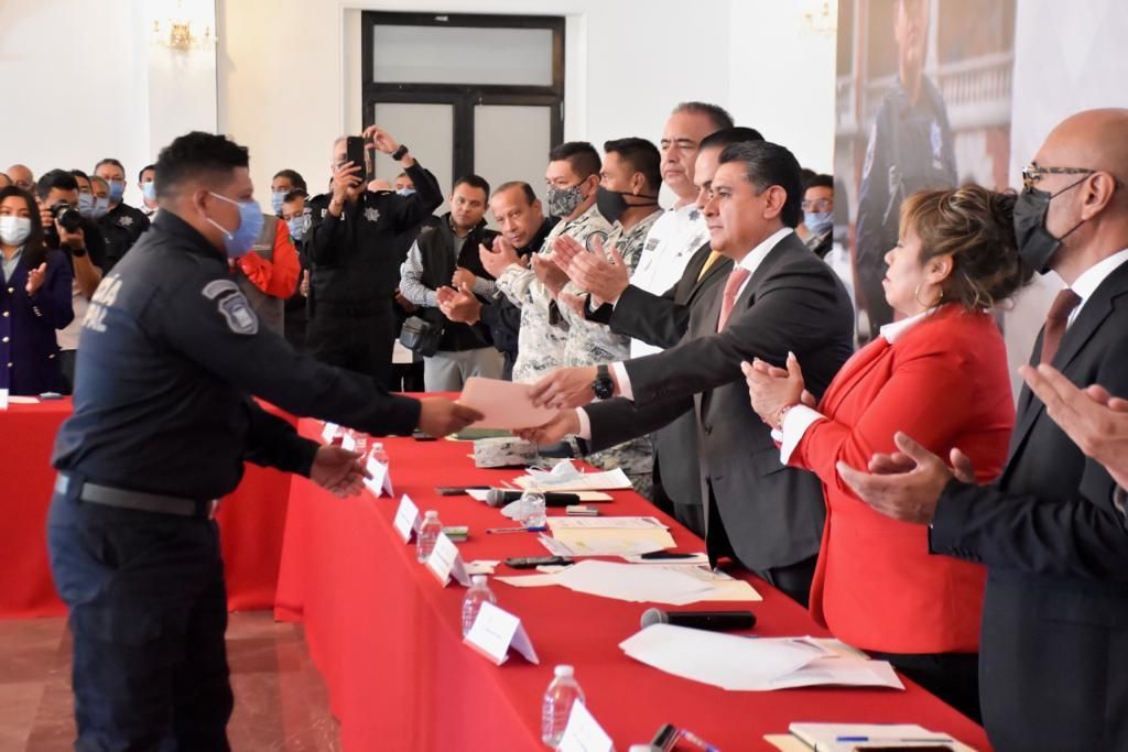 Gobierno de Tlalnepantla reconoció la trayectoria y desempeño policial de elementos de la comisaría