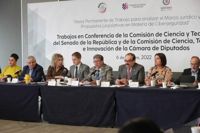Ricardo Monreal impulsa Ley de ciberseguridad que proteja a las instituciones del Estado