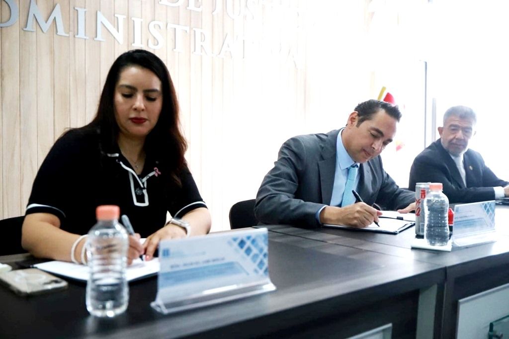 El GEM firma convenio con Triajem para acercar la justicia administrativa a líderes empresariales