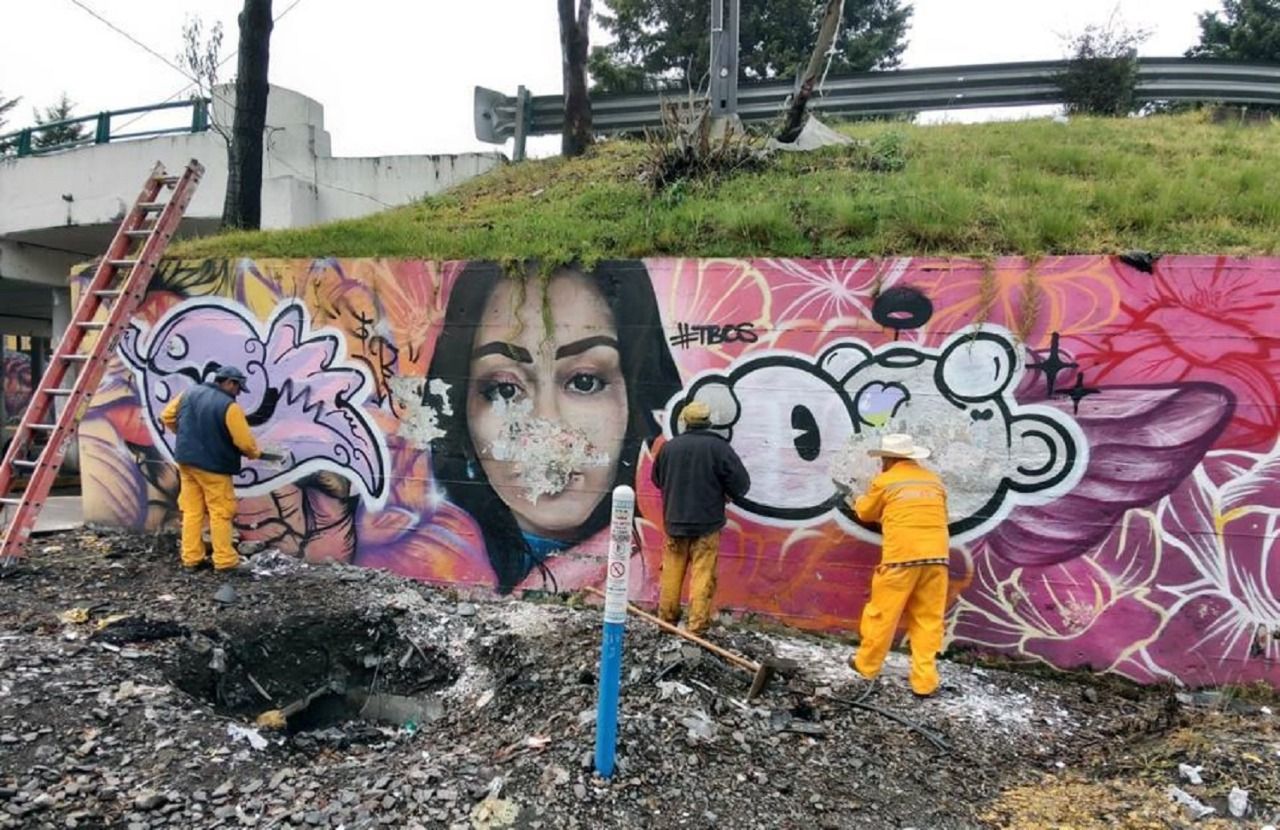 El GEM renueva murales de bajo puente en Paseo Tollocan