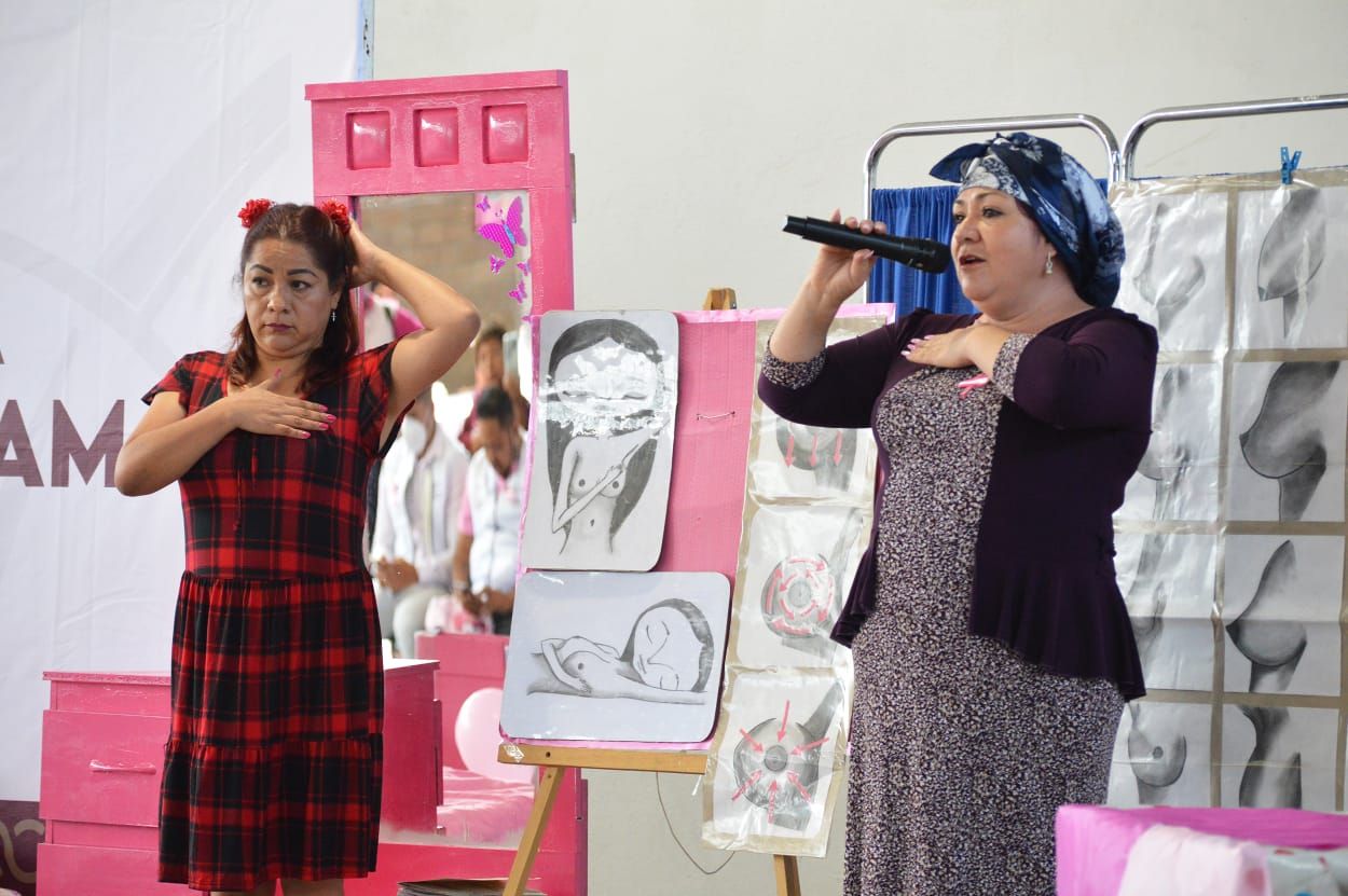 Chimalhuacán conmemora el "Mes de la Lucha contra el Cáncer de Mama’ 