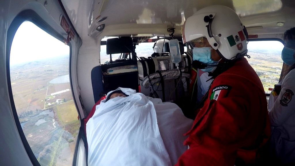 La Unidad de Rescate Aéreo Relampagos activa el Código Mater para trasladar a dos mujeres por complicaciones obstétricas 