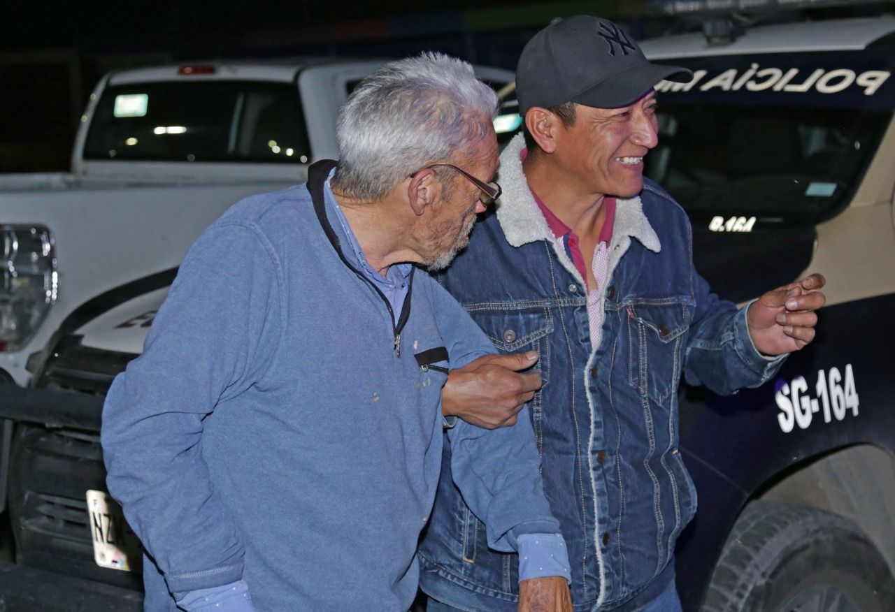 Policías de Ecatepec localizan a don Miguel de 75 años, quien se extravió en la CDMX 
