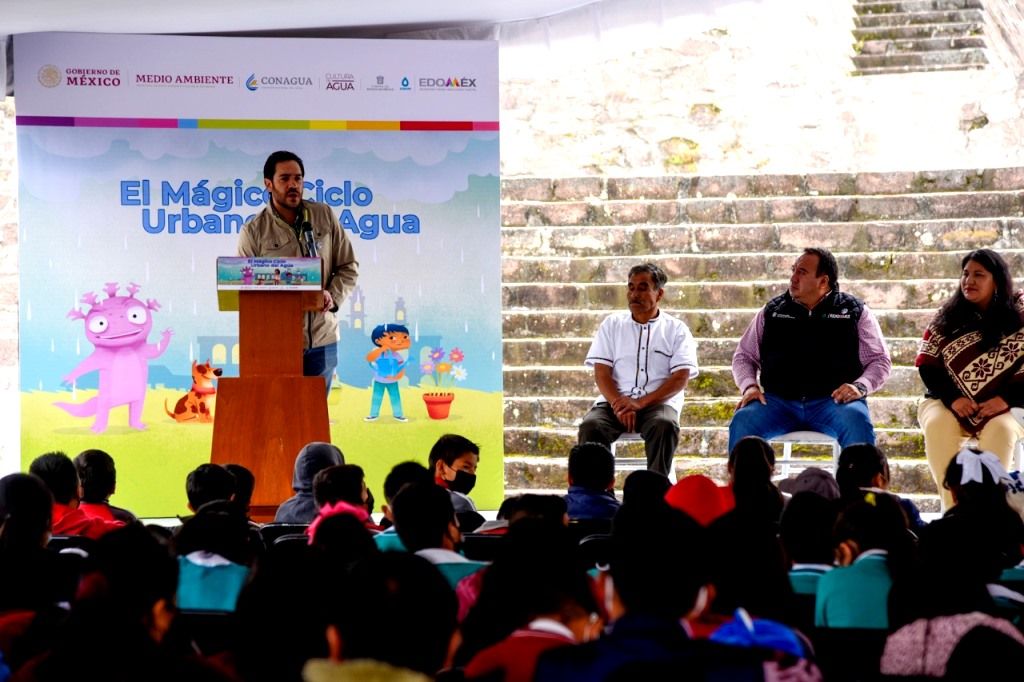 La CONAGUA y CAEM presentan el primer libro Pop-Up de cultura del agua con traducción a tres lenguas indígenas
