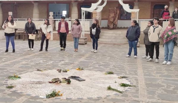 Jóvenes Indígenas rescatan sus Tradiciones y Costumbres en Amecameca