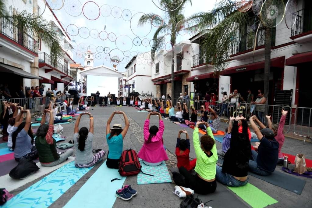 El encuentro nacional de yoga continúa en Ixtapan de La Sal