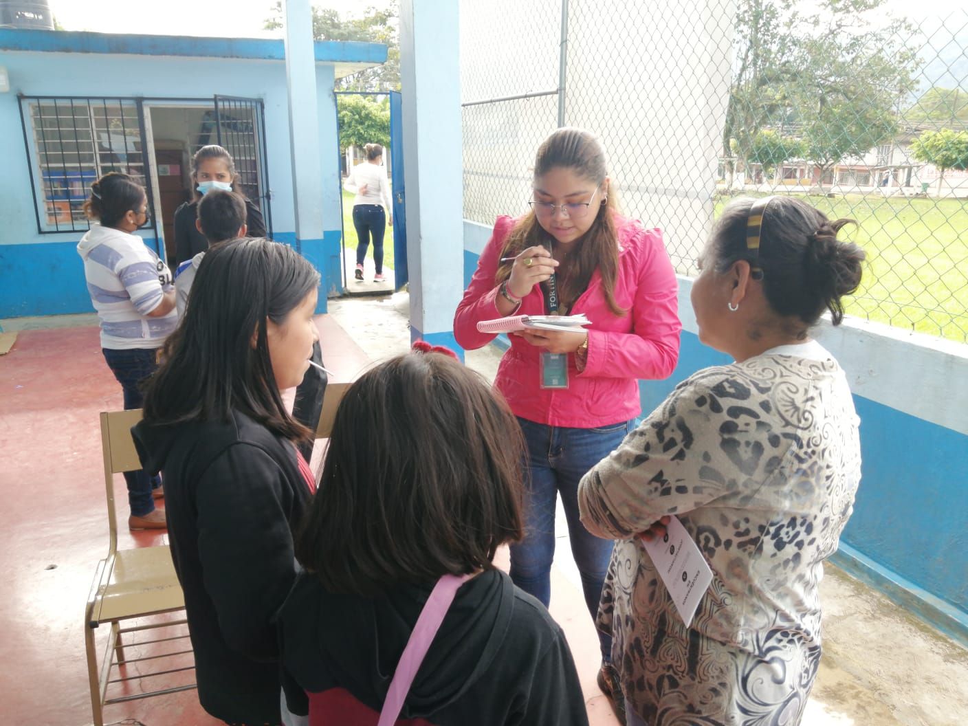 Lleva Instituto de la Mujer pláticas sobre violencia escolar a escuela de Villa Libertad