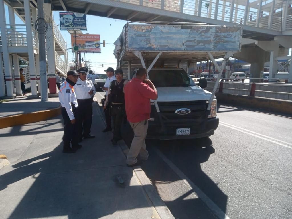 Guardia Civil de Tecámac recupera camión robado en Ecatepec