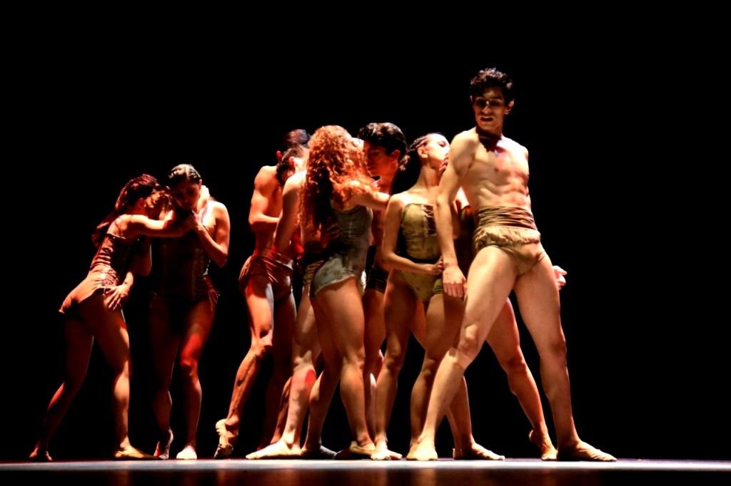 La Compañía de Danza del Edoméx estrena ’Agua y Sal. Dos ensayos para Una Teoría de la Afectividad