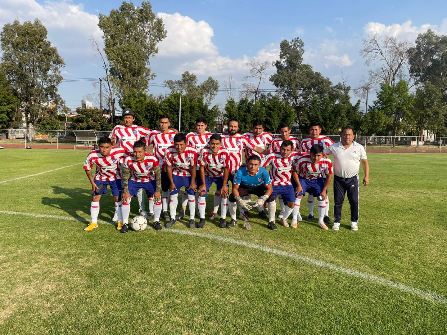 Gran Final del torneo de futbol de tu pueblo a la cancha en Texcoco 