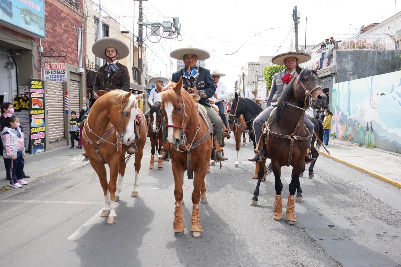 Texcoco realiza desfile del CXII aniversario de la Revolución Mexicana 
