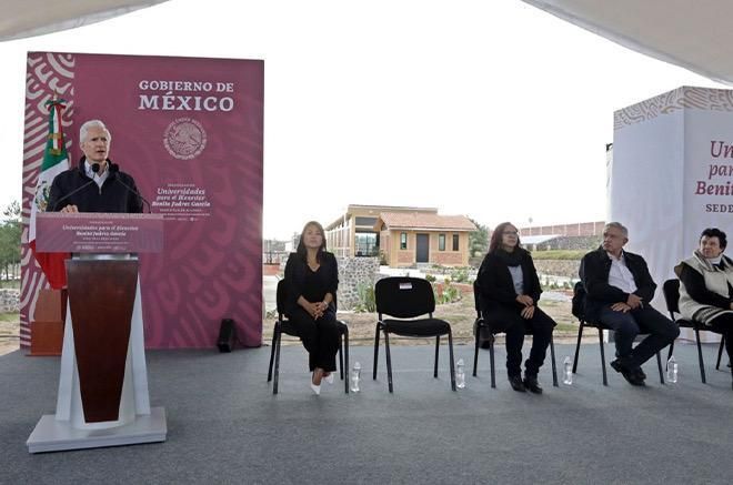 Inauguran López Obrador y Del Mazo Universidad para el Bienestar ’Benito Juárez García’