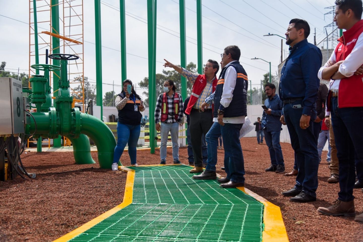 Supervisa CAEM Obras de Infraestructura Hidráulica en
La Paz, Beneficiarán a más de un Millón 30 mil Habitantes.
