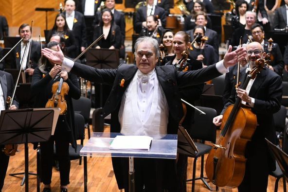 Recibe Osem a Eduardo DíazMuñoz como director Huésped