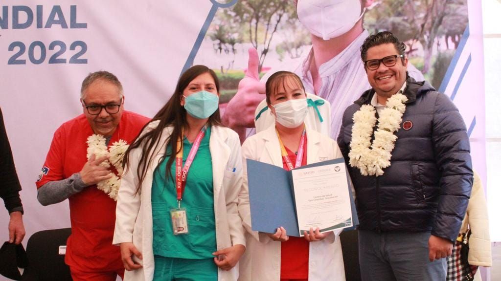 Impone Salud Edoméx Récord Nacional en Vasectomías sin Bisturí
y Obtiene Primer Lugar en Procedimientos de Este Tipo.