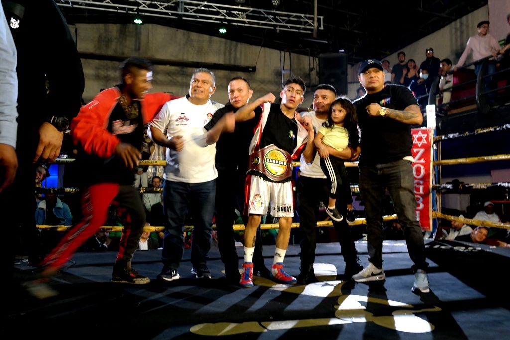 Rotundo triunfo de Ricardo Ramírez, por decisión unánime, es  Campeón Mini mosca