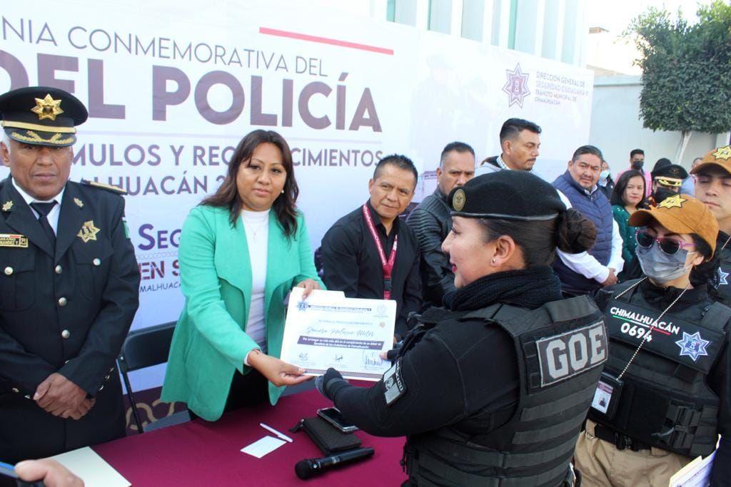 La Policía Municipal, Pieza Fundamental Para
Contribuir a la Paz y Tranquilidad": Xochitl Flores.
