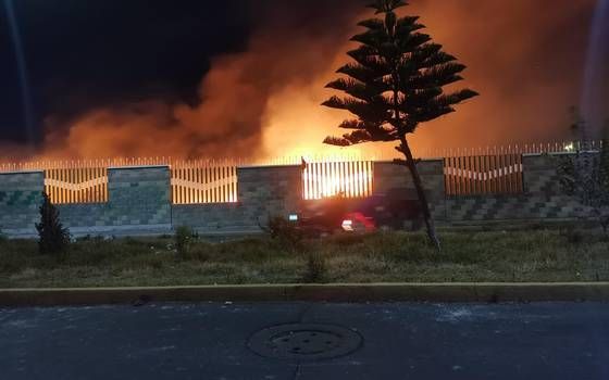 Se registra fuerte incendio en la UAEM de Chimalhuacan