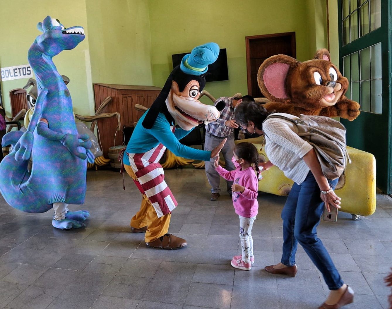 Conviven los Reyes Magos con infancias hidalguenses en el Centro Cultural del Ferrocarril