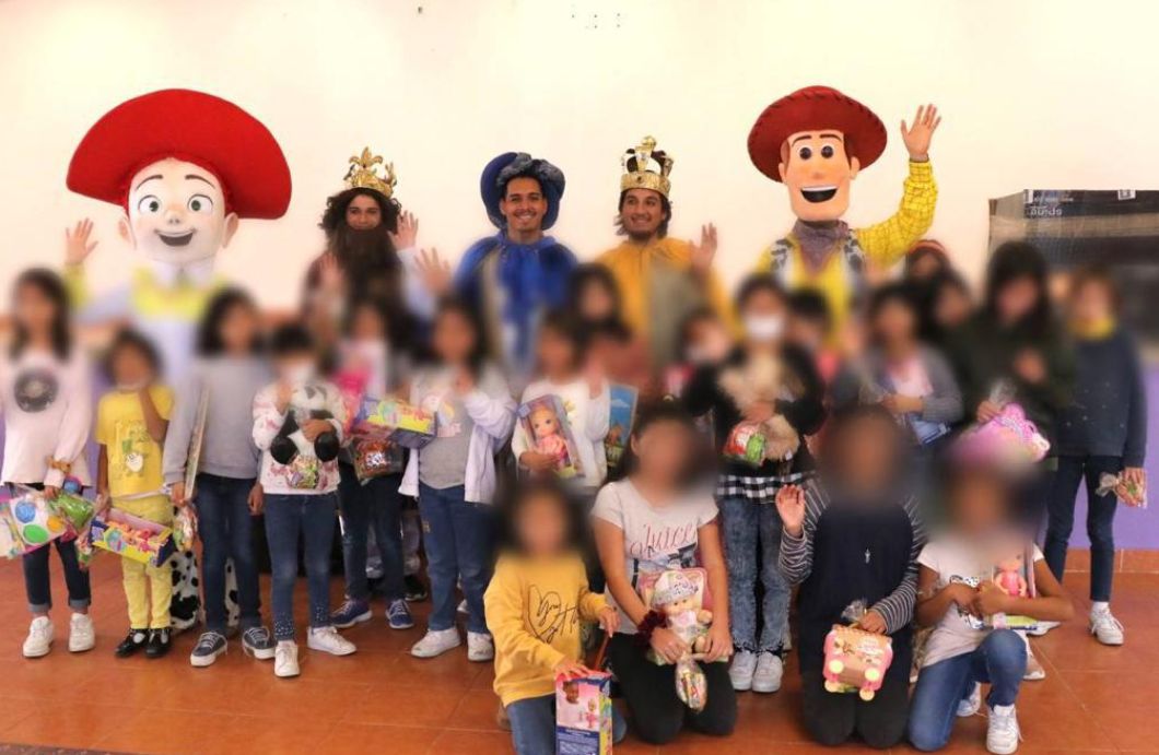 Lleva Familia DIFH obsequios de Reyes Magos a niñez de Centros Asistenciales 