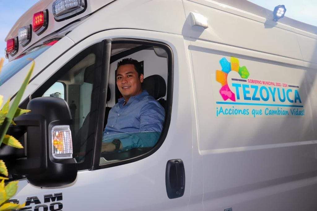 Una ambulancia más para servir a municipio de Tezoyuca :Edgar Morales 