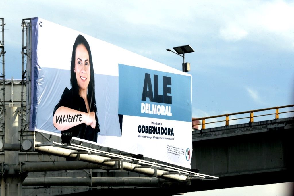 En Ecatepec autoridades impiden la colocación de propaganda de Alejandra del Moral