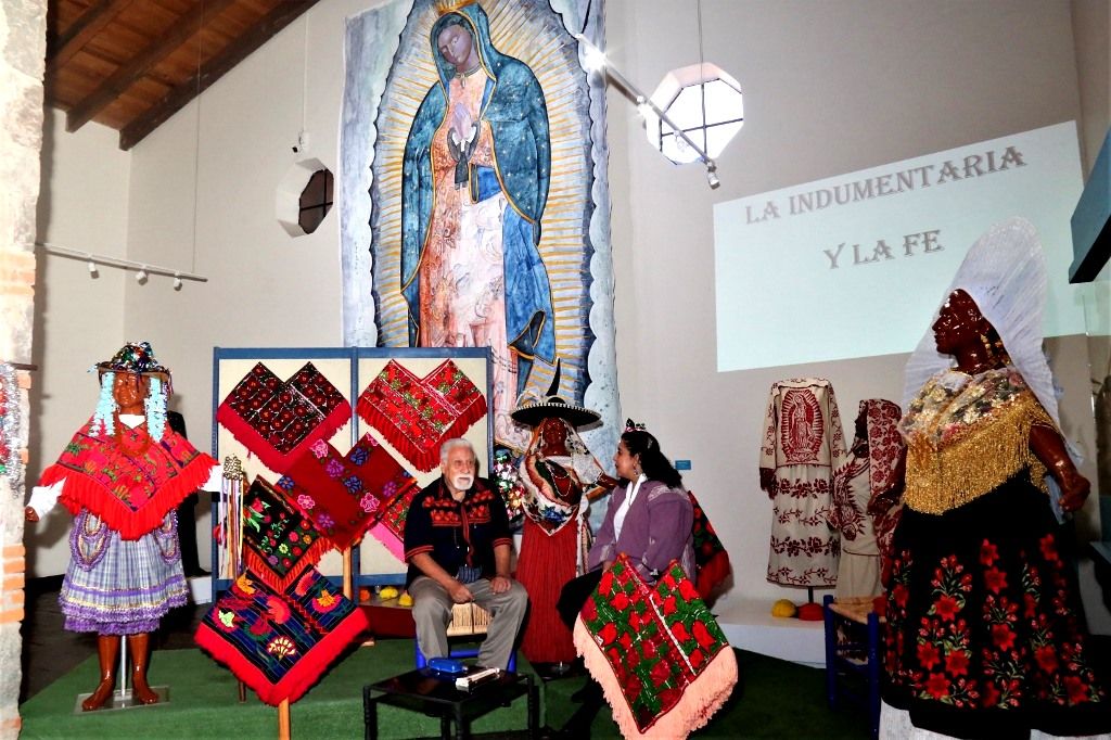 Hablan de la indumentaria y la fe en El Museo Hacienda La Pila