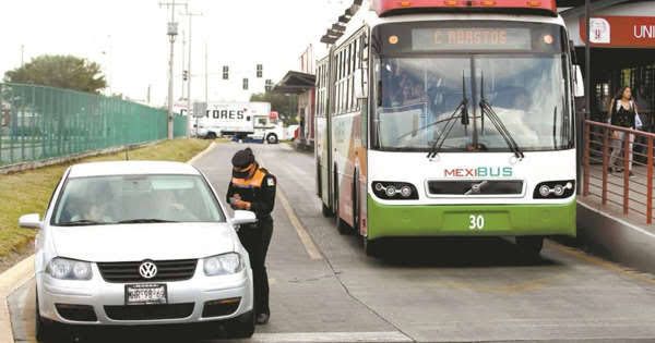 Mujeres policía aplicarán sanciones a quienes invadan carril de Mexibús en Ecatepec
