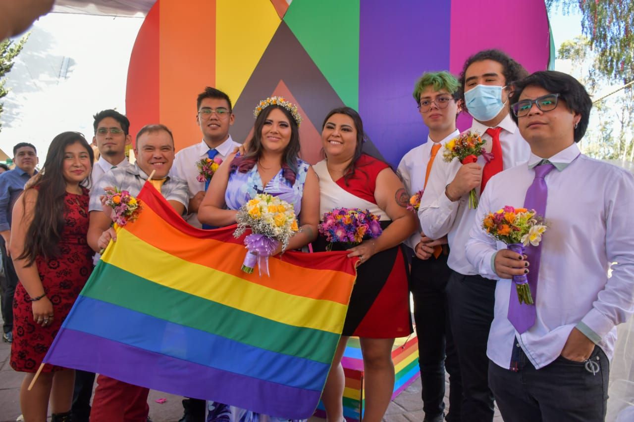 MÁS DE 15 PAREJAS DE LA COMUNIDAD LGBTTTIQ+ SE
 PREPARAN PARA CONTRAER MATRIMONIO IGUALITARIO EN NEZA