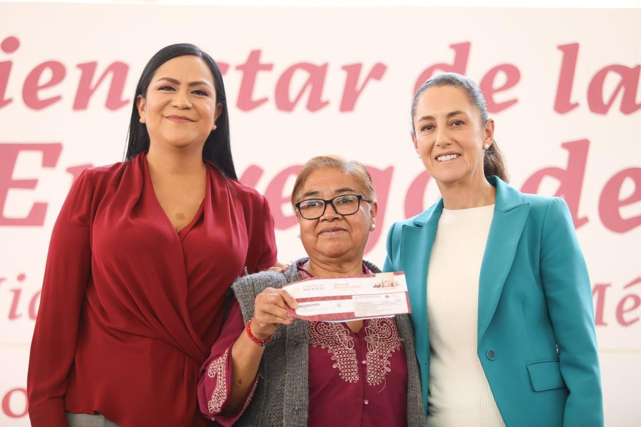 En Ciudad de México, personas adultas mayores de Miguel Hidalgo reciben Tarjeta para el Bienestar