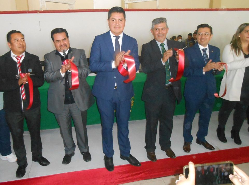 Presentan autoridades ’Expo Profesiográfica UAEM 2023’ en Tepetlaoxtoc