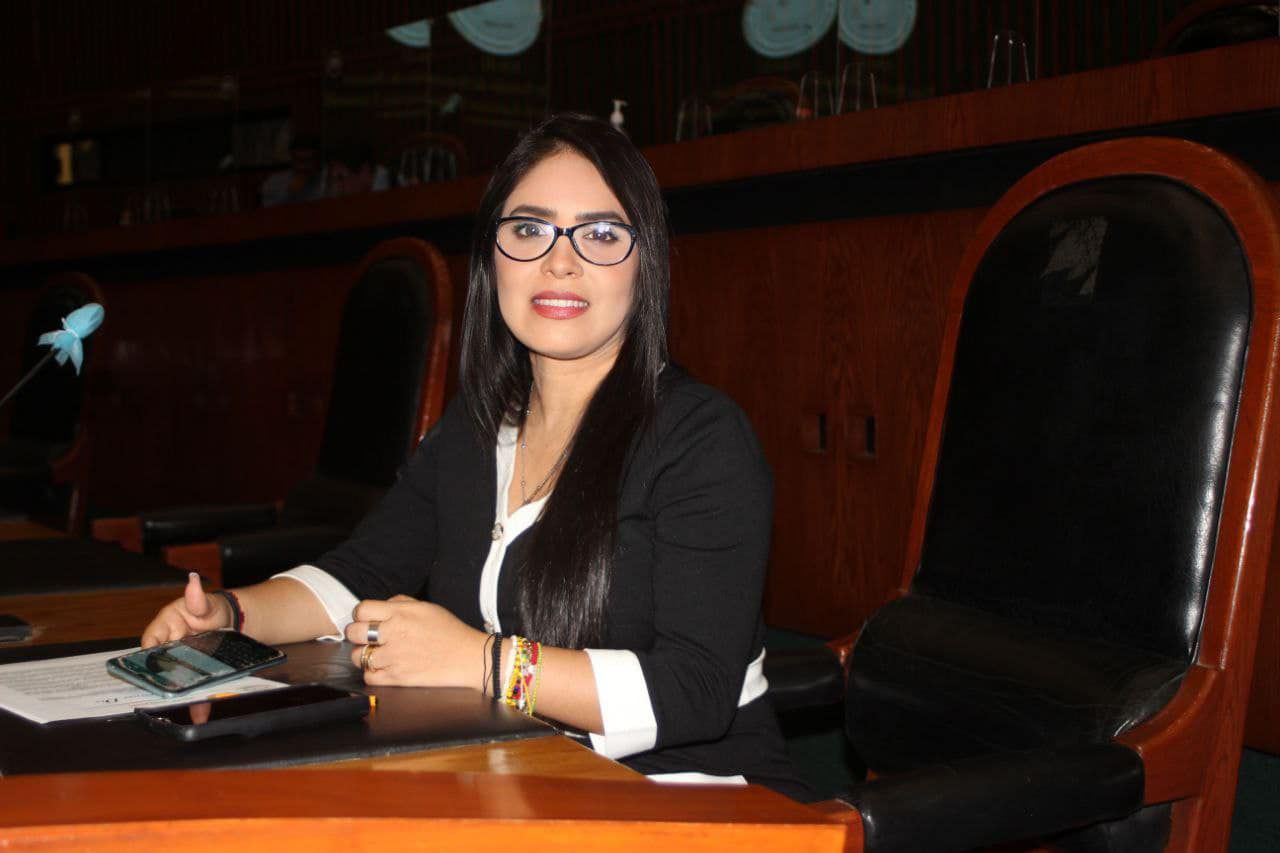 Legisla Yoloczin Domínguez en beneficio de los guerrerenses
