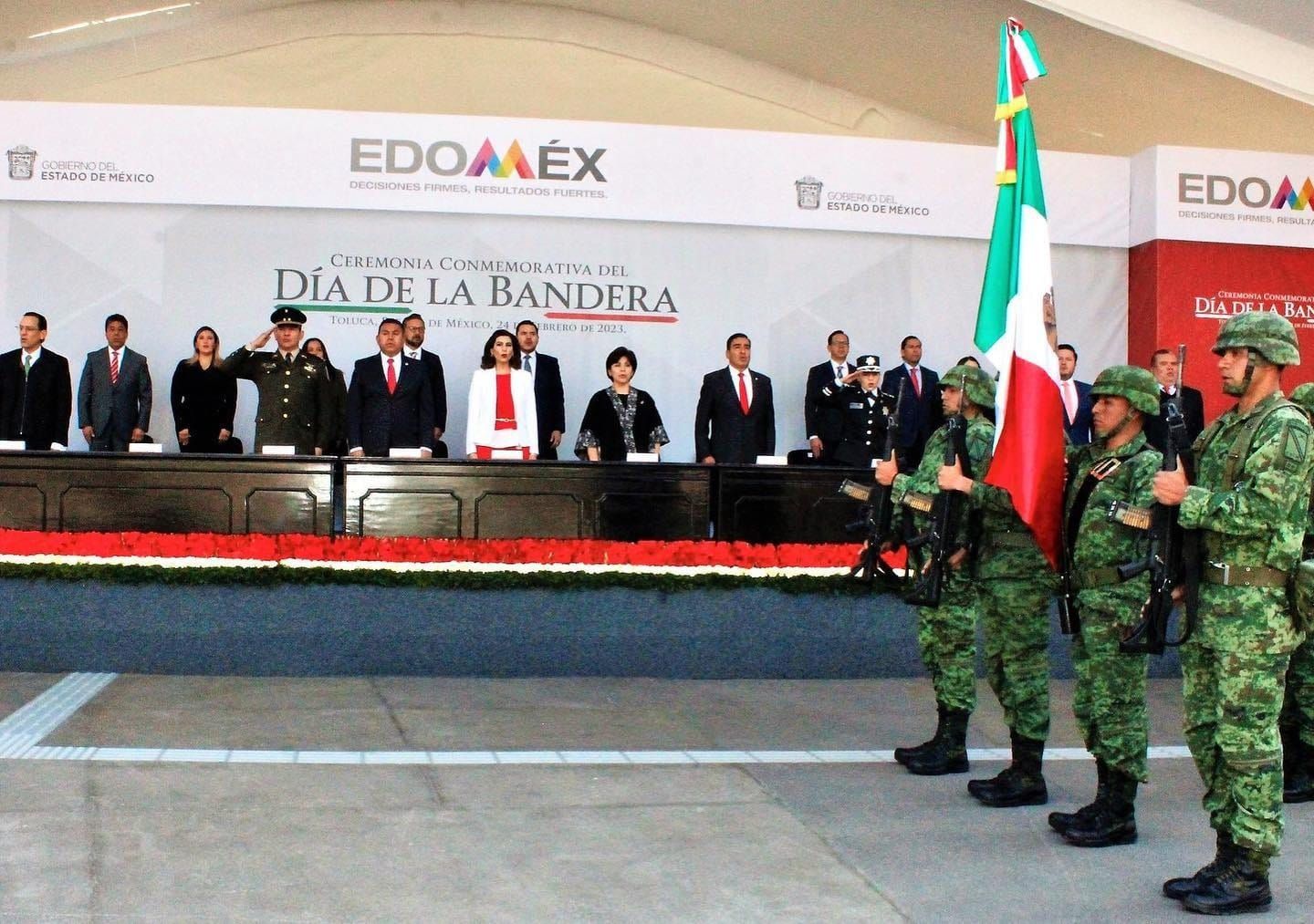 Son Tiempos de Sumar y Trabajar por
la Grandeza del Estado de México.
